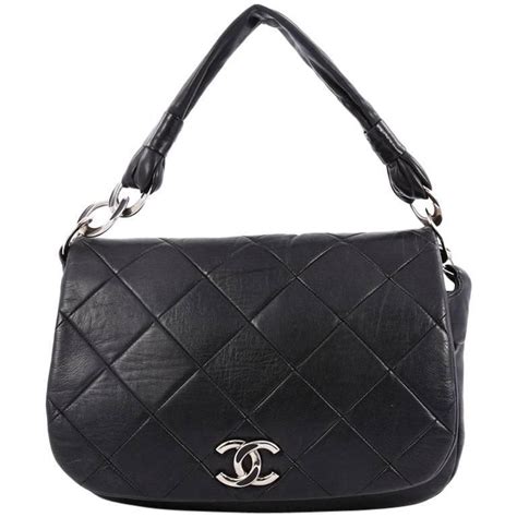 chanel flap messenger bag